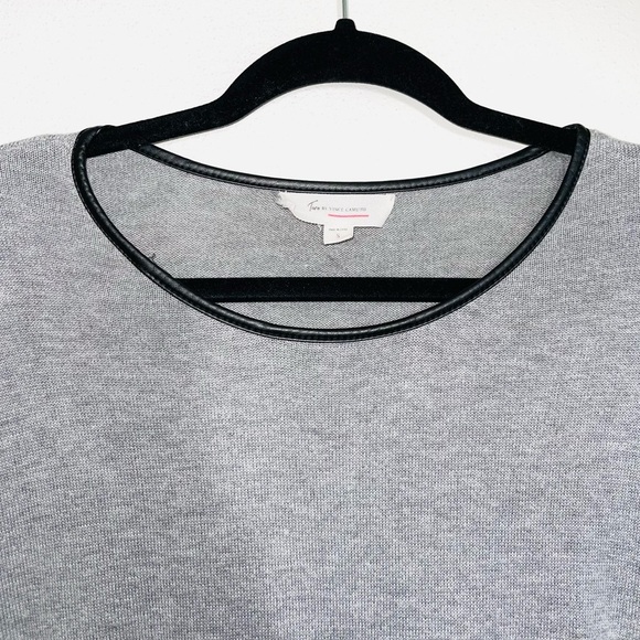 Two by Vince Camuto Gray & Black Mesh Hem Pullover Sweater Small Women’s - Picture 2 of 10